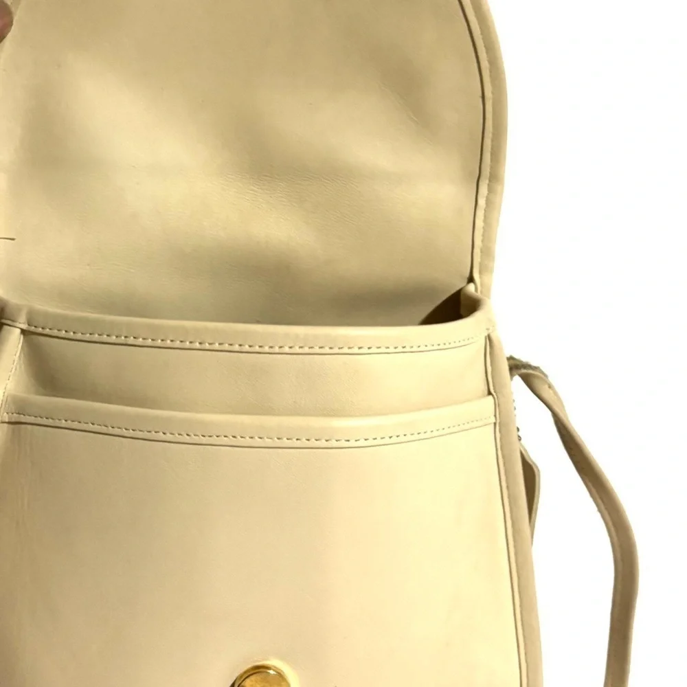 Coach vintage distressed